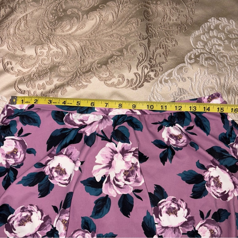 Torrid Floral Print Swim Skirt with Elastic Waistband - Torrid Size 1 (1X) - Picture 4 of 8